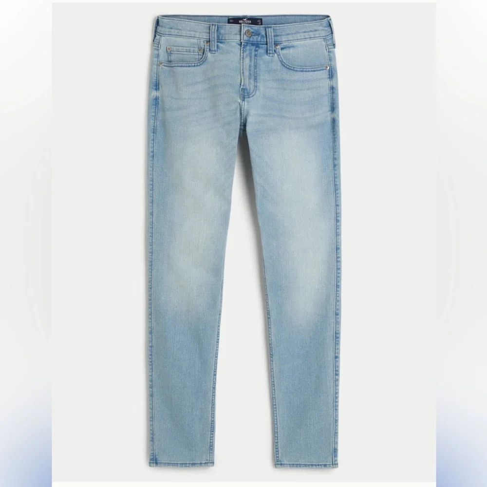 Hollister Men’s Light Wash Skinny Jeans - 26x30 - Picture 2 of 5